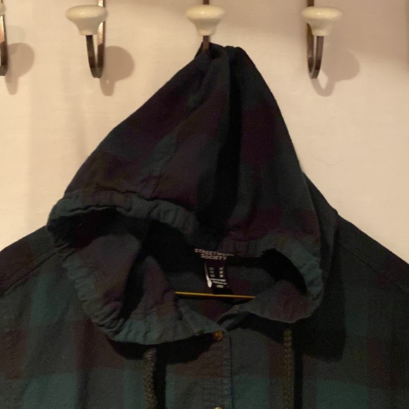 Ladies Hooded Flannel Shirt - Picture 2 of 4